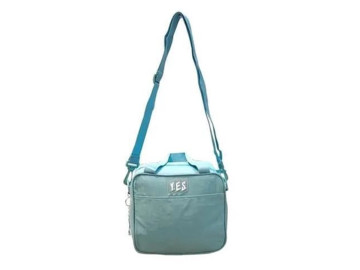 LANCHEIRA YES AZUL CLARO...